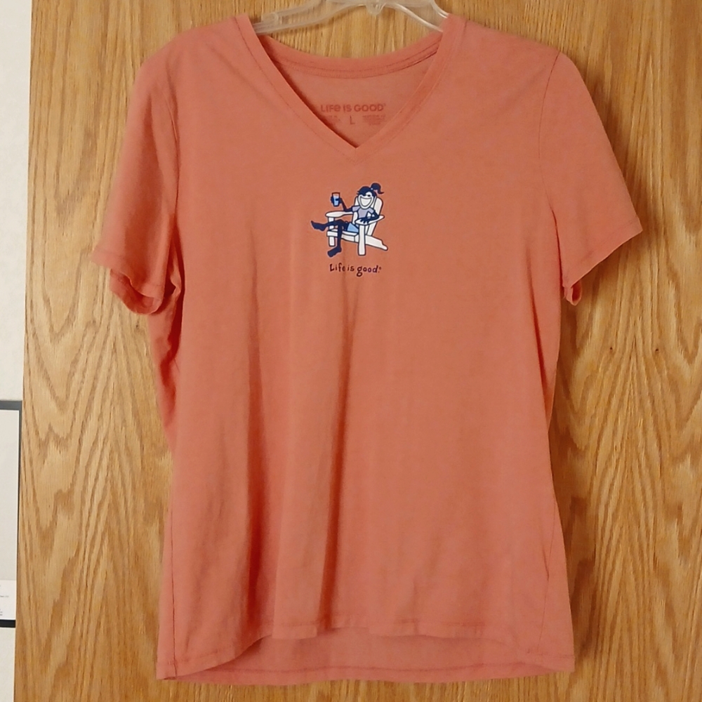 Life Is Good Coral V-Neck Short Sleeve Tee Large